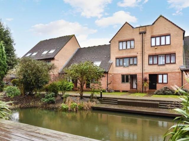 2 bedroom house for sale