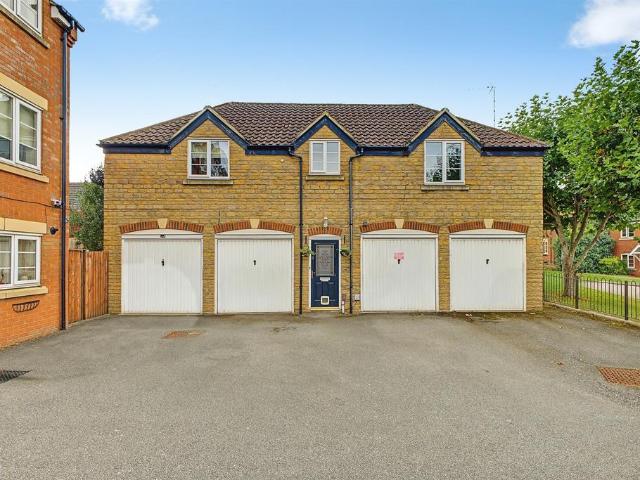 2 bedroom house for sale