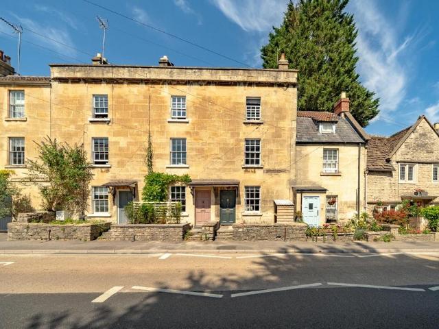2 bedroom house for sale