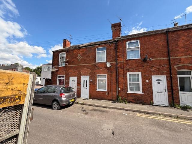 2 bedroom house for sale