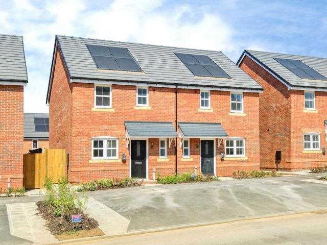 2 bedroom house for sale
