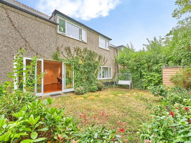 2 bedroom house for sale