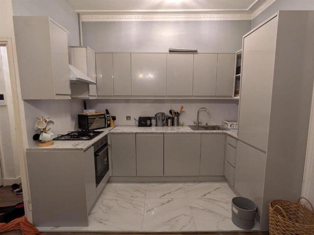 2 bedroom house for sale