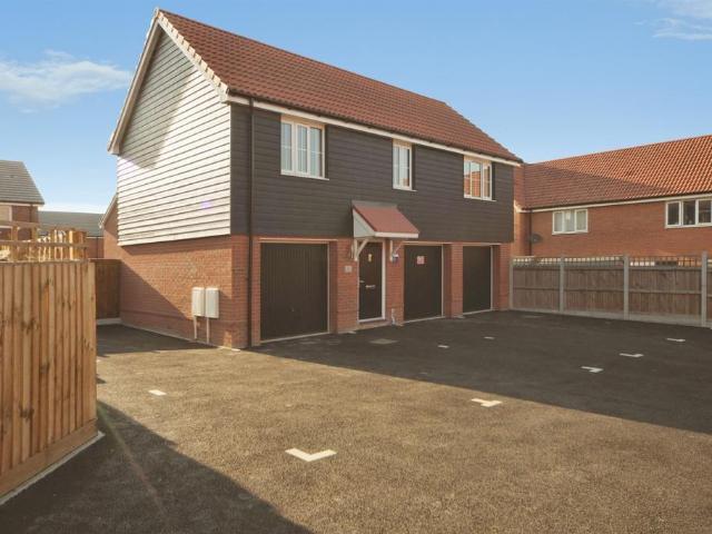 2 bedroom house for sale