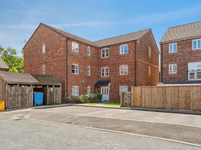 2 bedroom house for sale