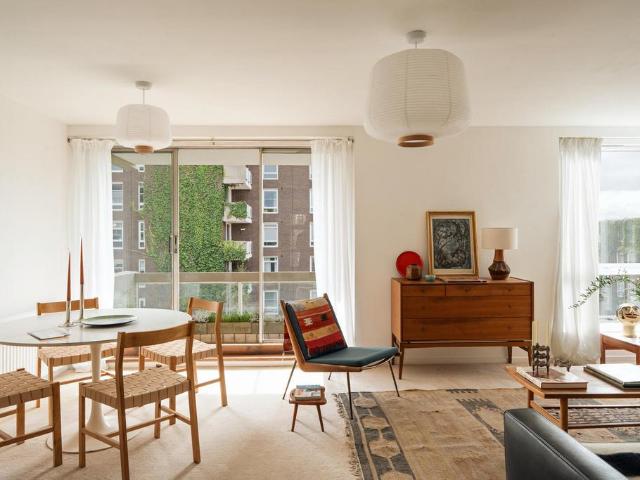 2 bedroom house for sale