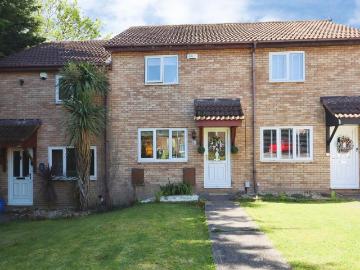 2 bedroom house for sale