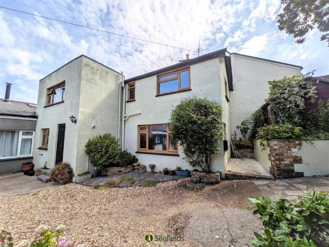 2 bedroom house for sale