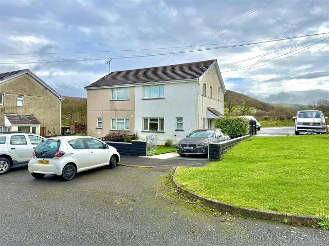 2 bedroom house for sale