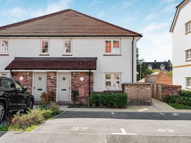 2 bedroom house for sale