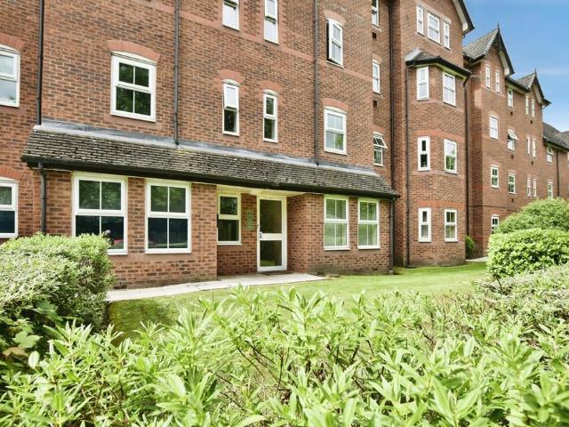 2 bedroom house for sale