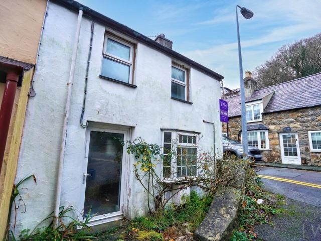 2 bedroom house for sale