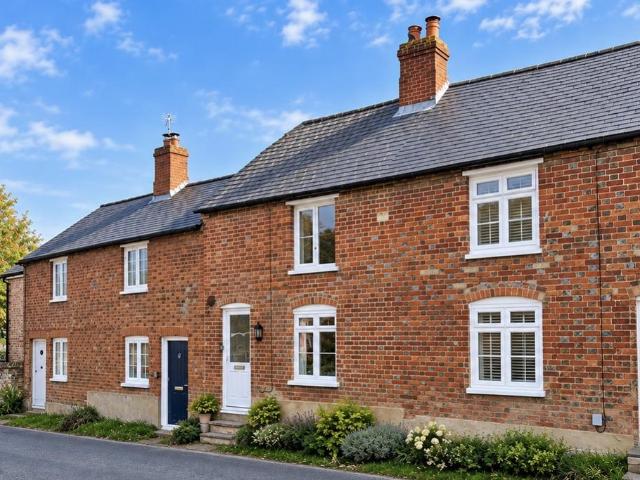 2 bedroom house for sale
