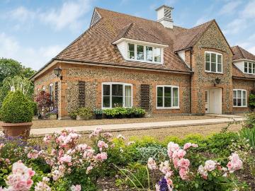 2 bedroom house for sale
