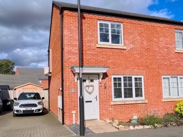 2 bedroom house for sale
