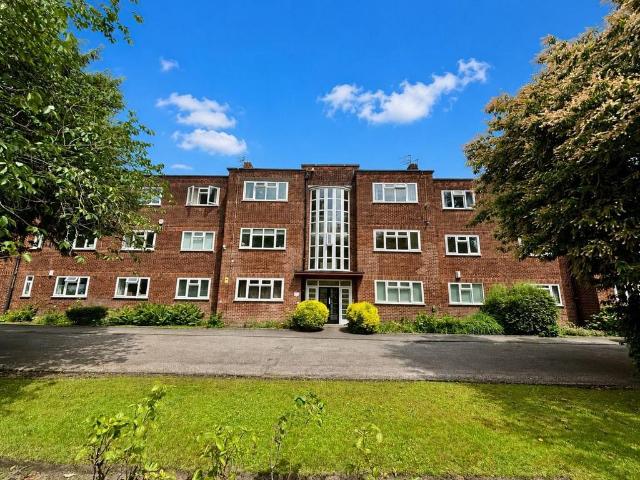 2 bedroom flat for sale