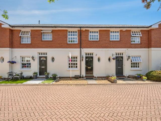 2 bedroom house for sale