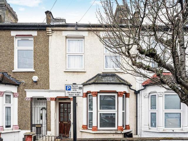 2 bedroom house for sale