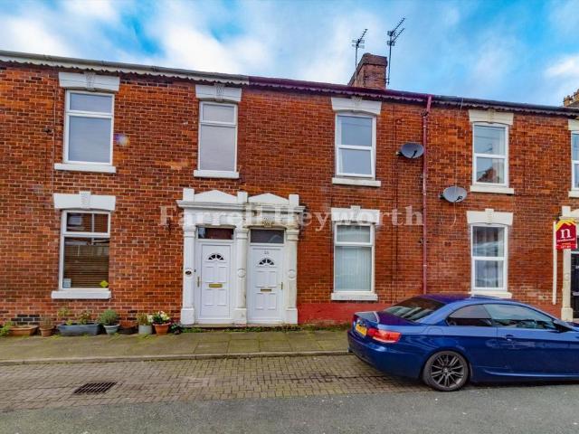 2 bedroom house for sale