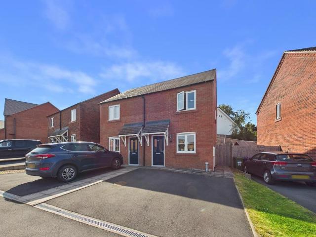 2 bedroom house for sale