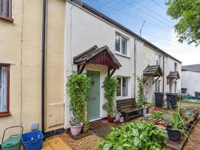 2 bedroom house for sale