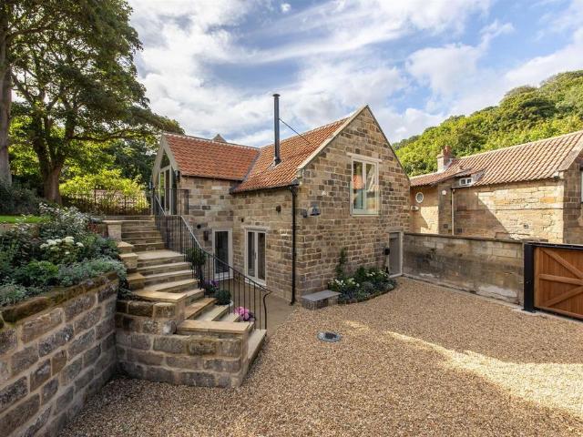 2 bedroom house for sale
