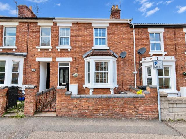 2 bedroom house for sale