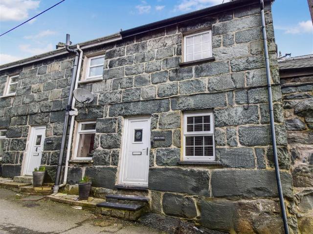 2 bedroom house for sale