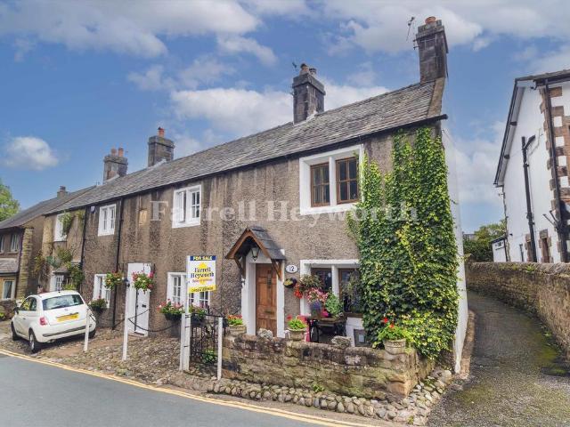 2 bedroom house for sale