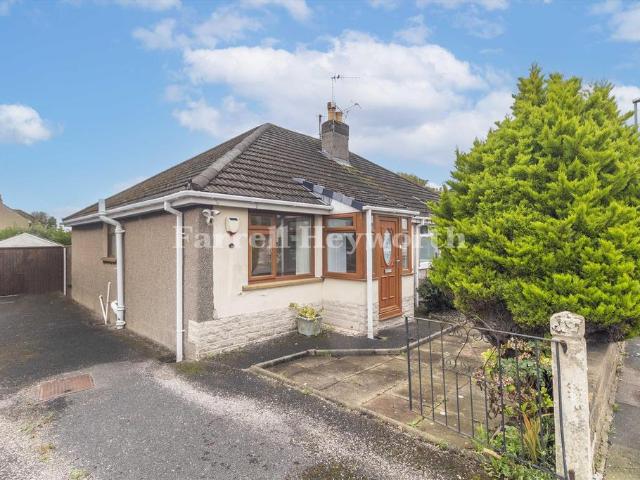 2 bedroom house for sale