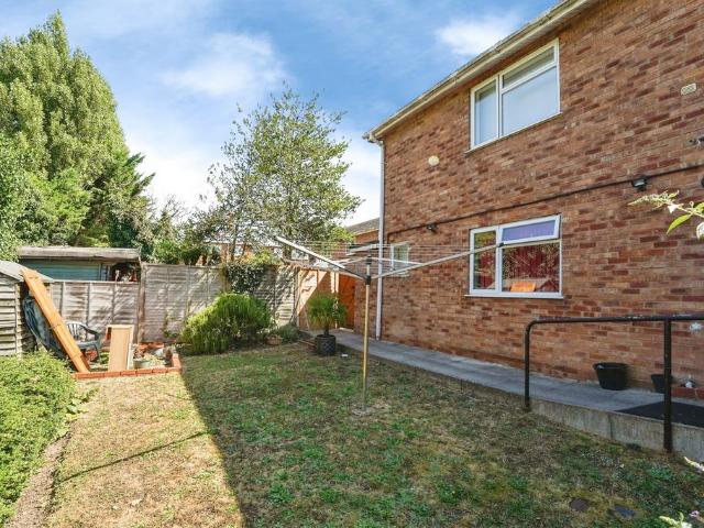 2 bedroom house for sale