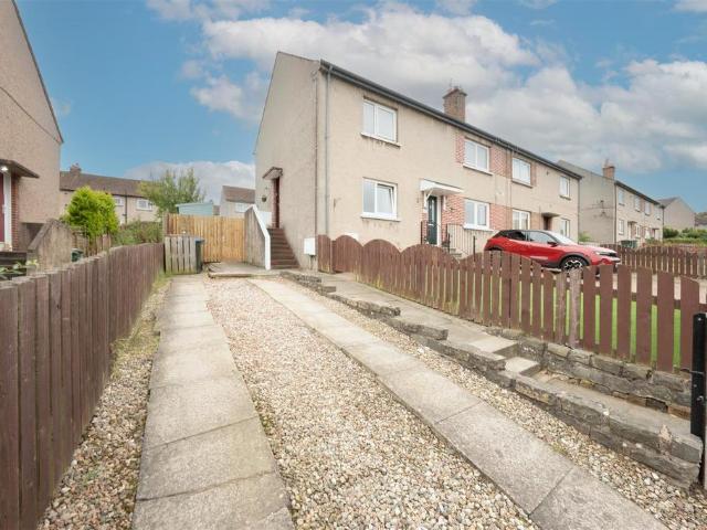 2 bedroom house for sale