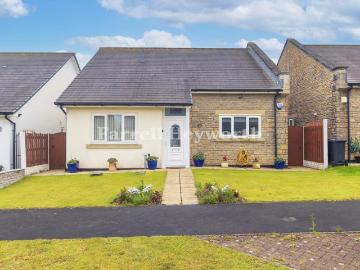 2 bedroom bungalow for sale