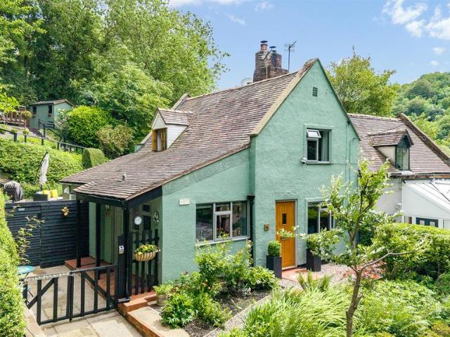 2 bedroom house for sale