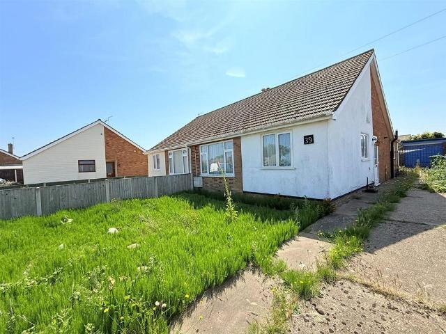 2 bedroom semi detached bungalow for sale