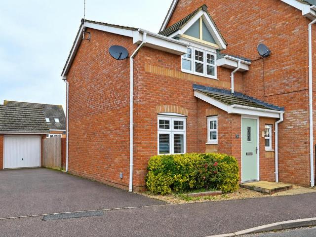 2 bedroom house for sale
