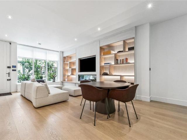 2 bedroom house for sale