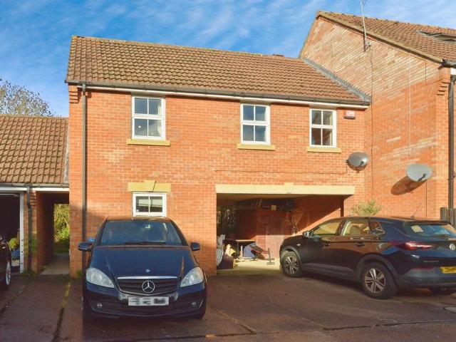 2 bedroom house for sale