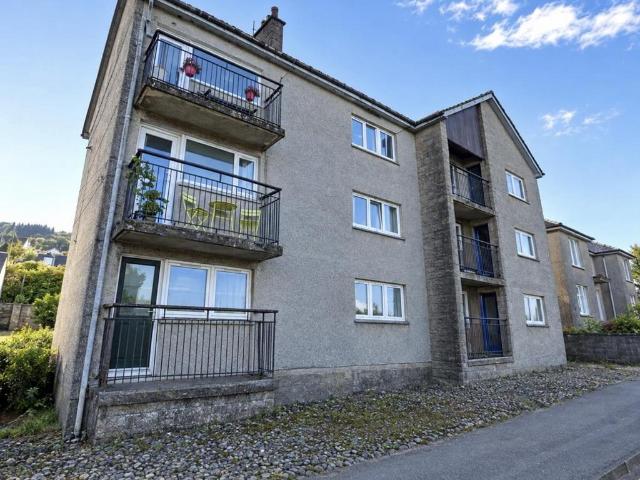 2 bedroom house for sale