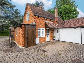 2 bedroom house for sale