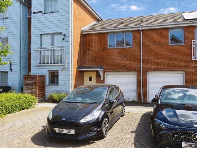 2 bedroom coach house for sale