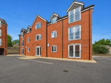 2 bedroom flat for sale