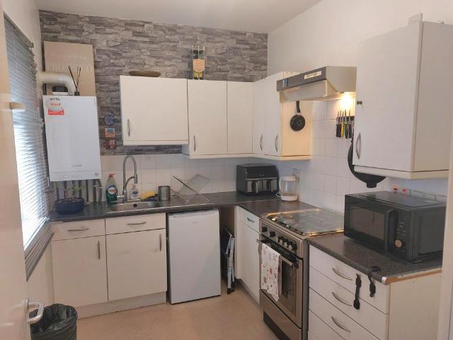 2 bedroom house for sale