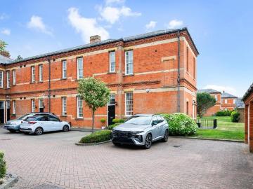 2 bedroom house for sale