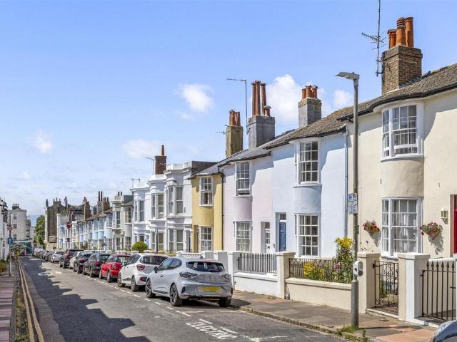 2 bedroom house for sale
