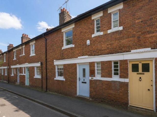 2 bedroom house for sale