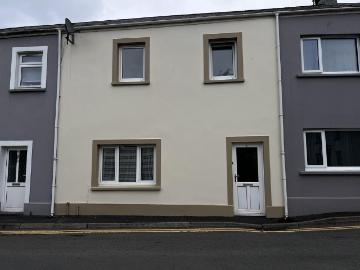2 bedroom house for sale