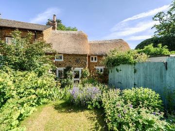 2 bedroom house for sale
