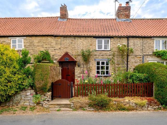 2 bedroom house for sale
