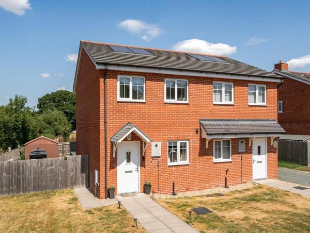 2 bedroom house for sale